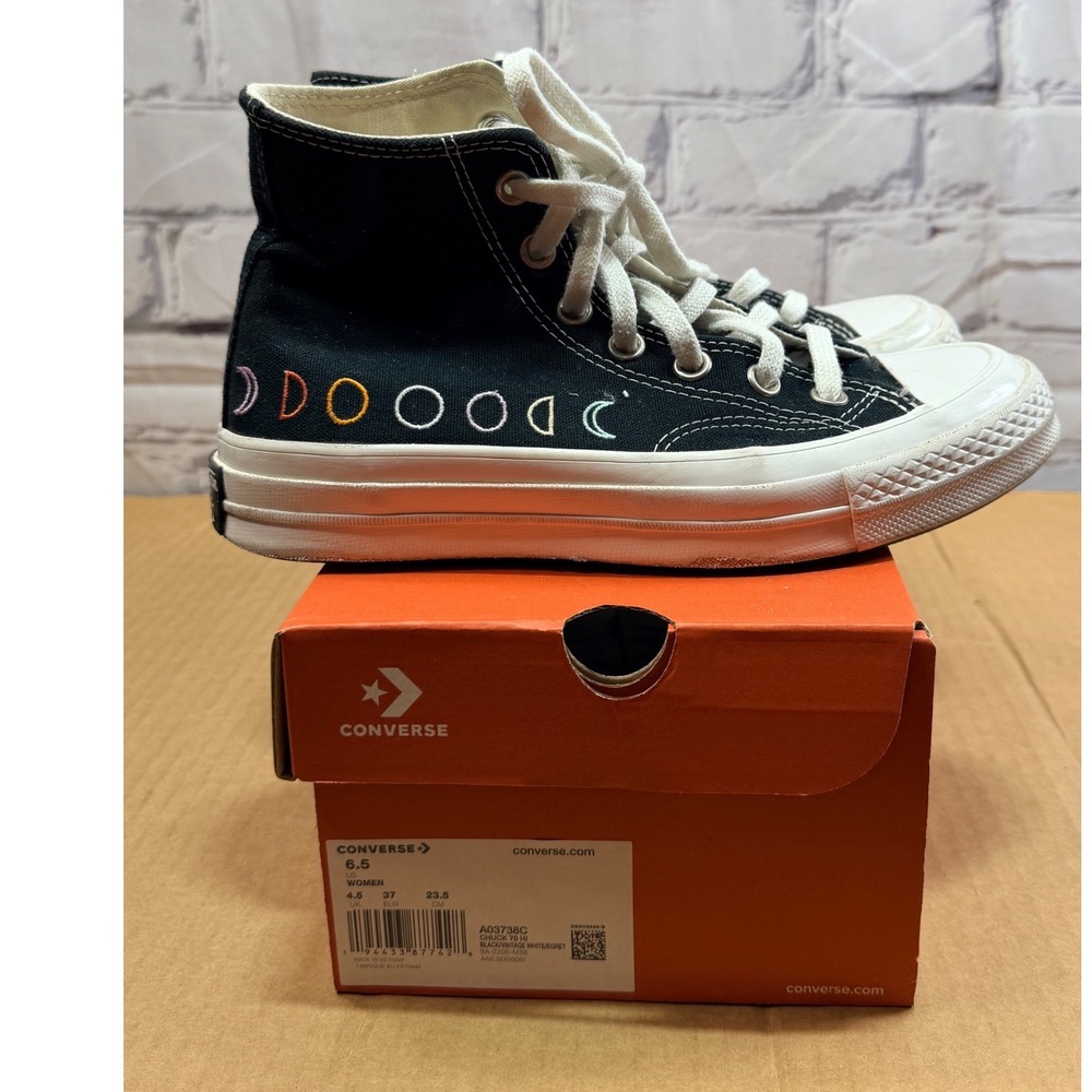 Converse Chuck 70 Hi Women 6.5 Black Moon Phase Celestial Embroidered A03738C - Picture 15 of 16